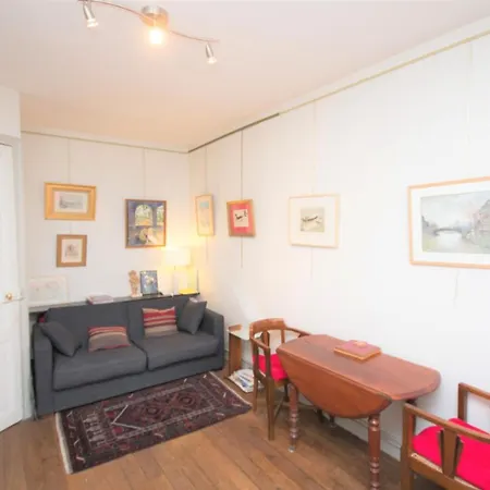 Appartamento Beautiful & Spacious Near Montmartre Parigi